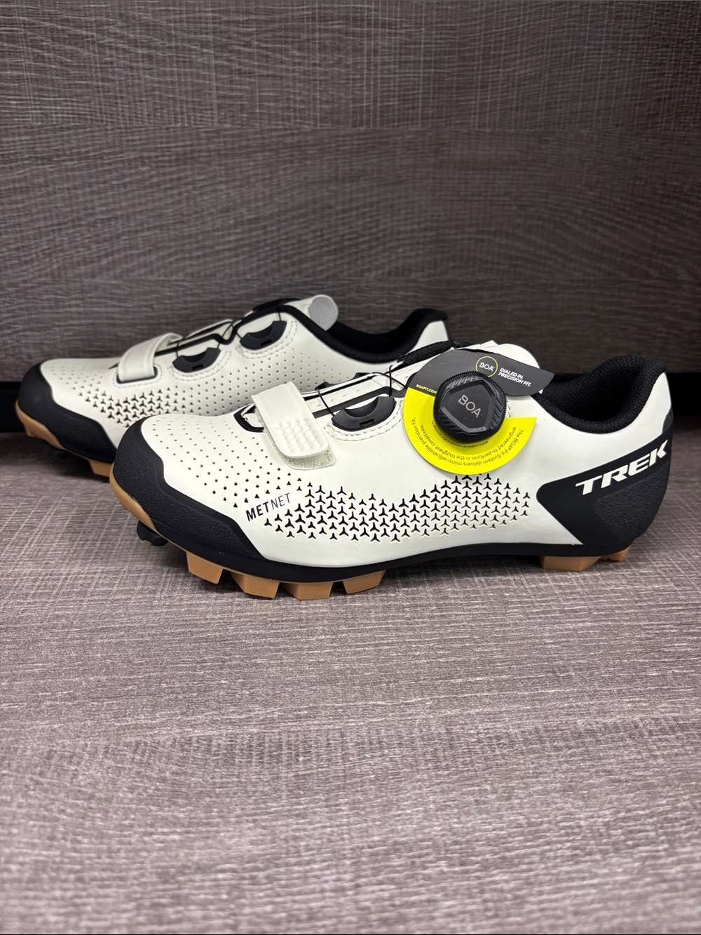 Unisex Bontrager Foray Mountain Cycling Shoes (Era White) - Women's 6.5/Men's 5